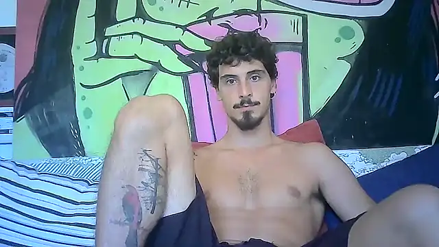 Snapshot of milkoffe chatting on 1, 3, 2025 milkoffe online show from 1, 3, 2025