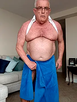 Snapshot of ShoreCock chatting on 3, 3, 2025 ShoreCock online show from 3, 3, 2025
