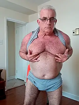 Snapshot of ShoreCock chatting on 12, 3, 2025 ShoreCock online show from 12, 3, 2025