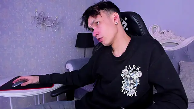 CalvinOwens online show from 4, 2, 2025