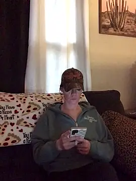 SidneyRaee online show from 19, 2, 2026