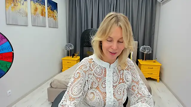 Snapshot of Sinty_Devis chatting on 28, 1, 2025 Sinty Devis online show from 28, 1, 2025
