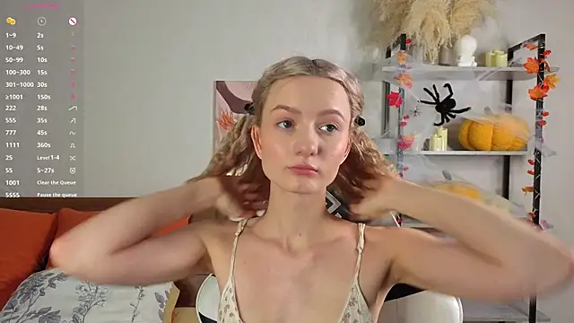 IdaValenti online show from 17, 11, 2025