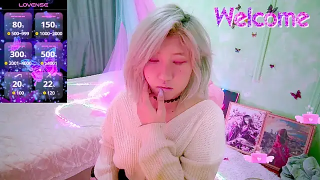 Akemilun online show from 14, 3, 2026