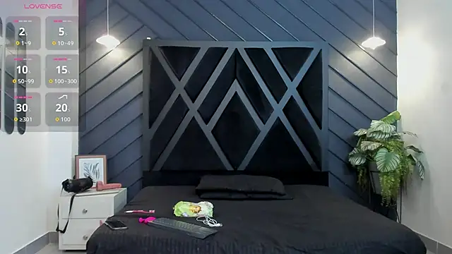 Snapshot of Apolo_Bianco_ chatting on 10, 9, 2025 Apolo Bianco online show from 10, 9, 2025