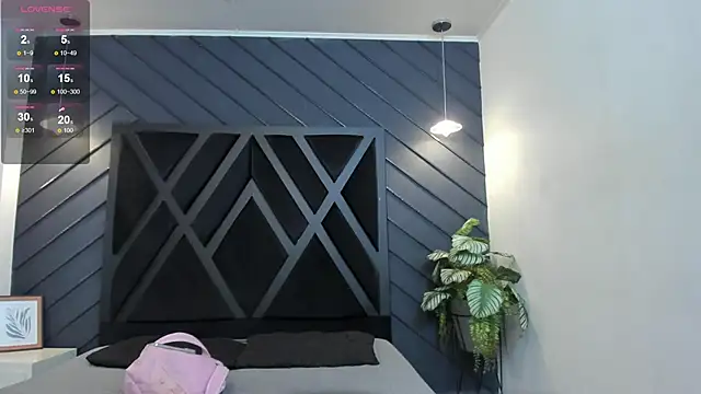 Snapshot of Apolo_Bianco_ chatting on 17, 9, 2025 Apolo Bianco online show from 17, 9, 2025