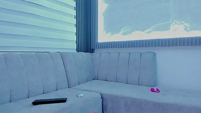 Snapshot of Apolo_Bianco_ chatting on 18, 10, 2025 Apolo Bianco online show from 18, 10, 2025