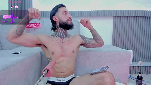 Snapshot of Apolo_Bianco_ chatting on 2, 11, 2025 Apolo Bianco online show from 2, 11, 2025