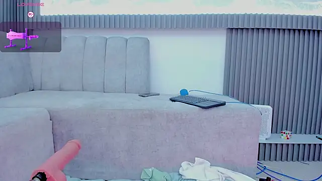 Snapshot of Apolo_Bianco_ chatting on 5, 11, 2025 Apolo Bianco online show from 5, 11, 2025