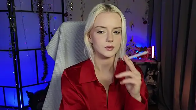 Snapshot of ImBonBon chatting on 5, 12, 2025 ImBonBon online show from 5, 12, 2025