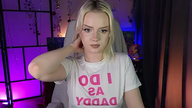 ImBonBon online show from 5, 4, 2026