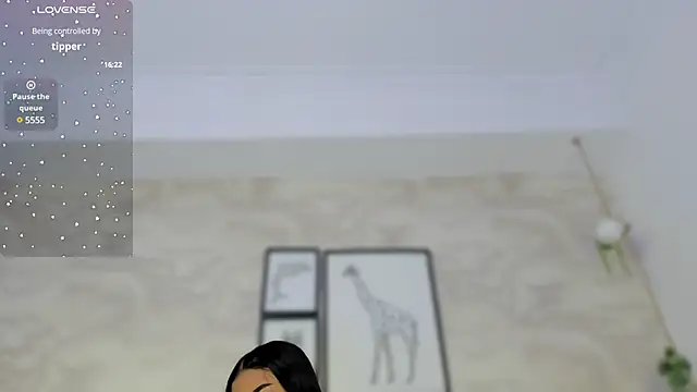 chloe sullivannn online show from 9, 12, 2024