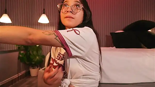 EriKlein online show from 4, 3, 2026