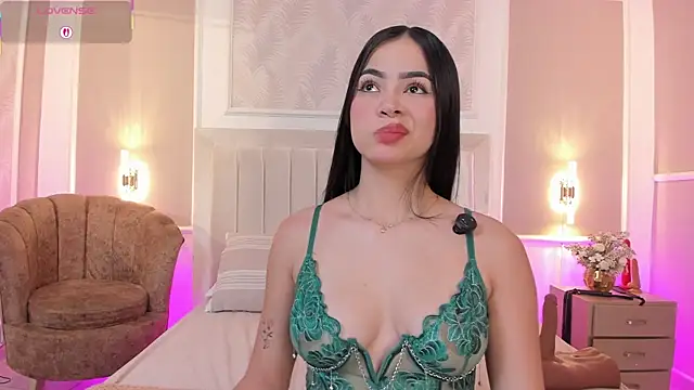 Snapshot of madison_fox1 chatting on 13, 2, 2026 madison fox1 online show from 13, 2, 2026