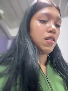 Snapshot of emily_rosse04 chatting on 9, 3, 2025 emily rosse04 online show from 9, 3, 2025