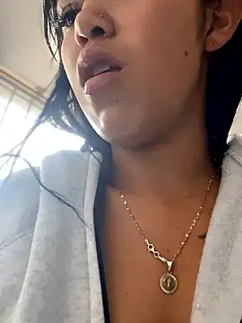 Snapshot of emily_rosse04 chatting on 18, 1, 2026 emily rosse04 online show from 18, 1, 2026