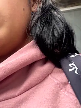 Snapshot of emily_rosse04 chatting on 16, 2, 2026 emily rosse04 online show from 16, 2, 2026