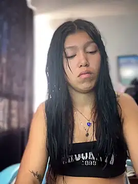 Snapshot of emily_rosse04 chatting on 21, 2, 2026 emily rosse04 online show from 21, 2, 2026