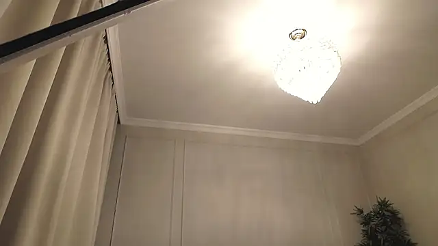 Miriam fox online show from 18, 10, 2025