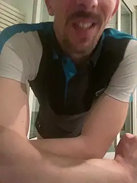 Maxthekid online show from 21, 4, 2026