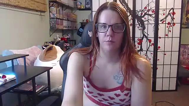 Sarahtineke online show from 28, 5, 2026