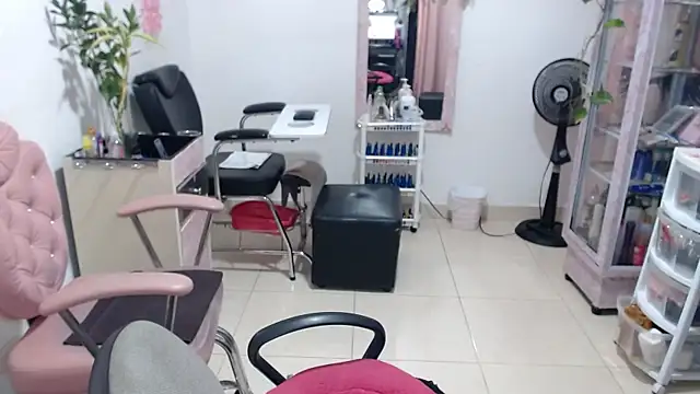 titsbiglovers online show from 15, 4, 2026