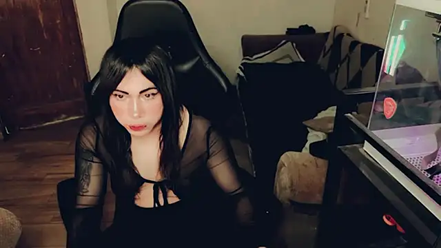 evelyntvsexy online show from 4, 7, 2026