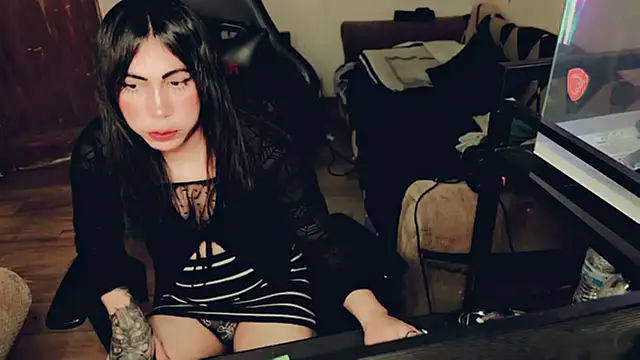 evelyntvsexy online show from 23, 7, 2026