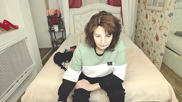 AmiHotGranny online show from 16, 1, 2026