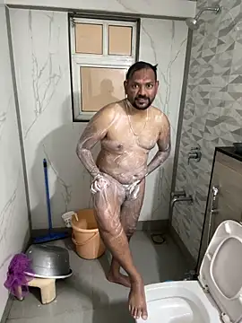 lovbombayduck11 online show from 11, 4, 2026