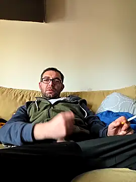 crissbadboy online show from 4, 2, 2026