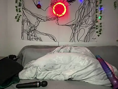 kinkygirl420x online show from 12, 12, 2024