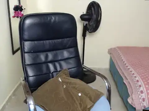 Debora 1 2 3 online show from 16, 2, 2025