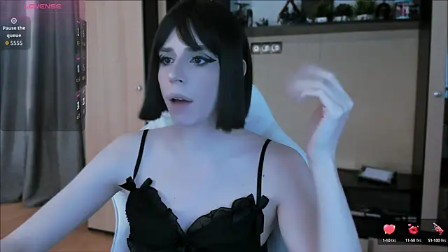 FemAlexa  online show from 11, 9, 2025