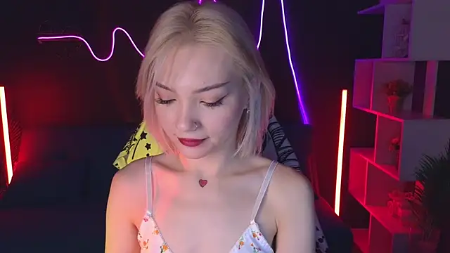 Snapshot of SandraBoyl chatting on 22, 1, 2025 SandraBoyl online show from 22, 1, 2025