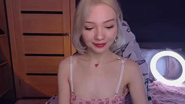 Snapshot of SandraBoyl chatting on 24, 1, 2025 SandraBoyl online show from 24, 1, 2025