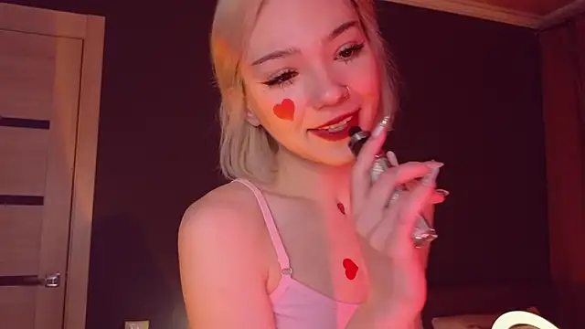 Snapshot of SandraBoyl chatting on 11, 2, 2025 SandraBoyl online show from 11, 2, 2025