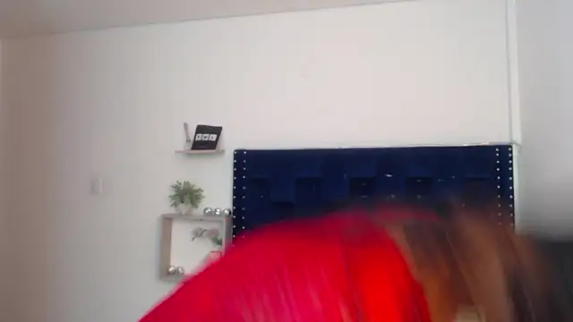 SaraApril 1 online show from 8, 2, 2025