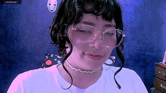 NinaYellow online show from 8, 5, 2026