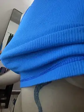 Snapshot of florchu7 chatting on 20, 10, 2025 florchu7 online show from 20, 10, 2025