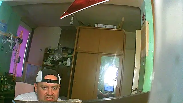 Snapshot of perversalus chatting on 17, 5, 2026 perversalus online show from 17, 5, 2026