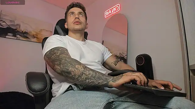 LucianSinclair online show from 27, 12, 2024