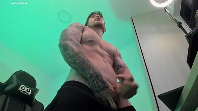 LucianSinclair online show from 21, 2, 2025