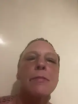 Everlyrose27 online show from 9, 1, 2025