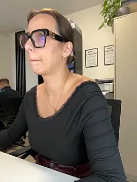 Hii Lolla online show from 12, 11, 2025