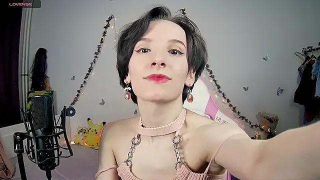 Violet Veliya online show from 4, 12, 2024