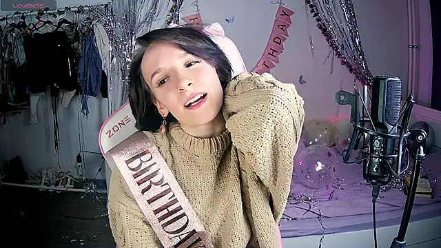 Violet Veliya online show from 9, 2, 2025