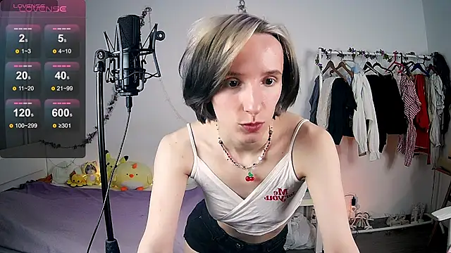 Violet Veliya online show from 7, 3, 2025