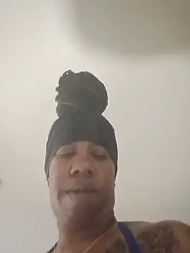 TipdrilBossQueen online show from 8, 6, 2026