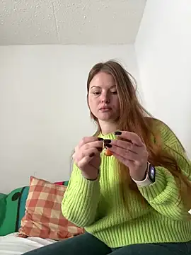 cuteFoxi online show from 14, 2, 2025